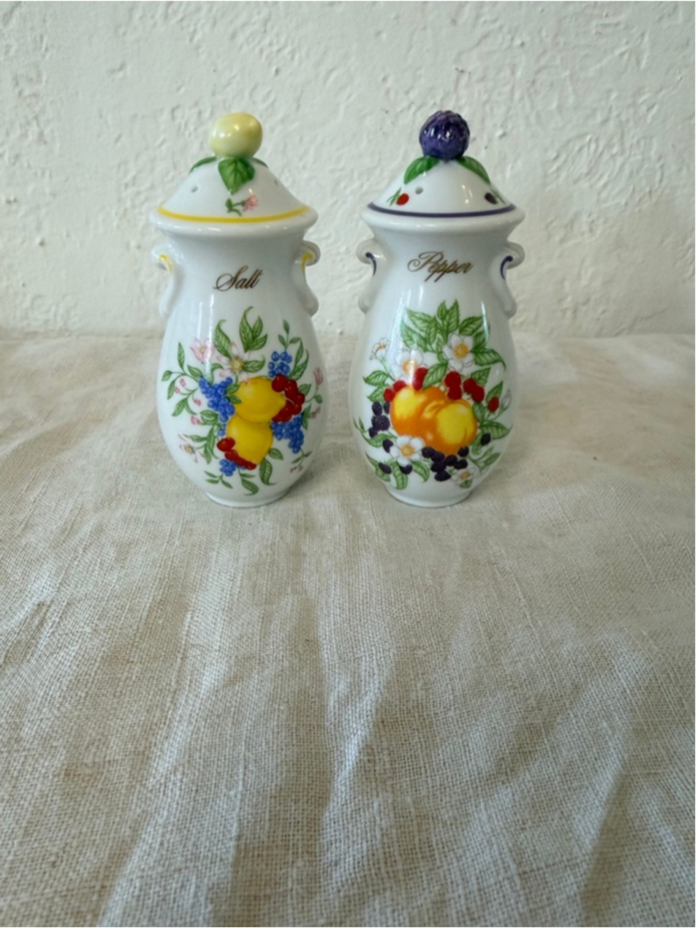 Vintage Lenox Orchard Fruit Salt & Pepper Shakers 1993